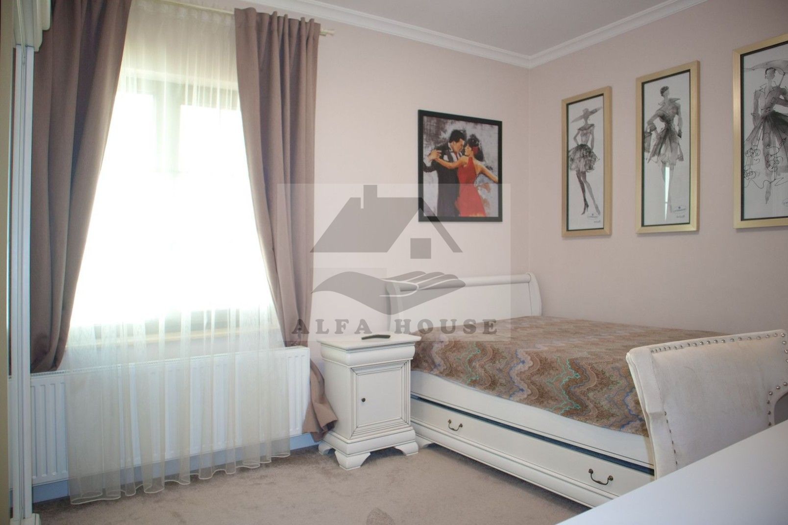 Casa deosebita cu 4 camere, 228 mp, Brașov - Cartierul Stupini - Poză 13