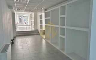 Cladire de Birouri Moderna - 1022 mp - ULTRACENTRAL - Preluare chiriasi - Poză 2