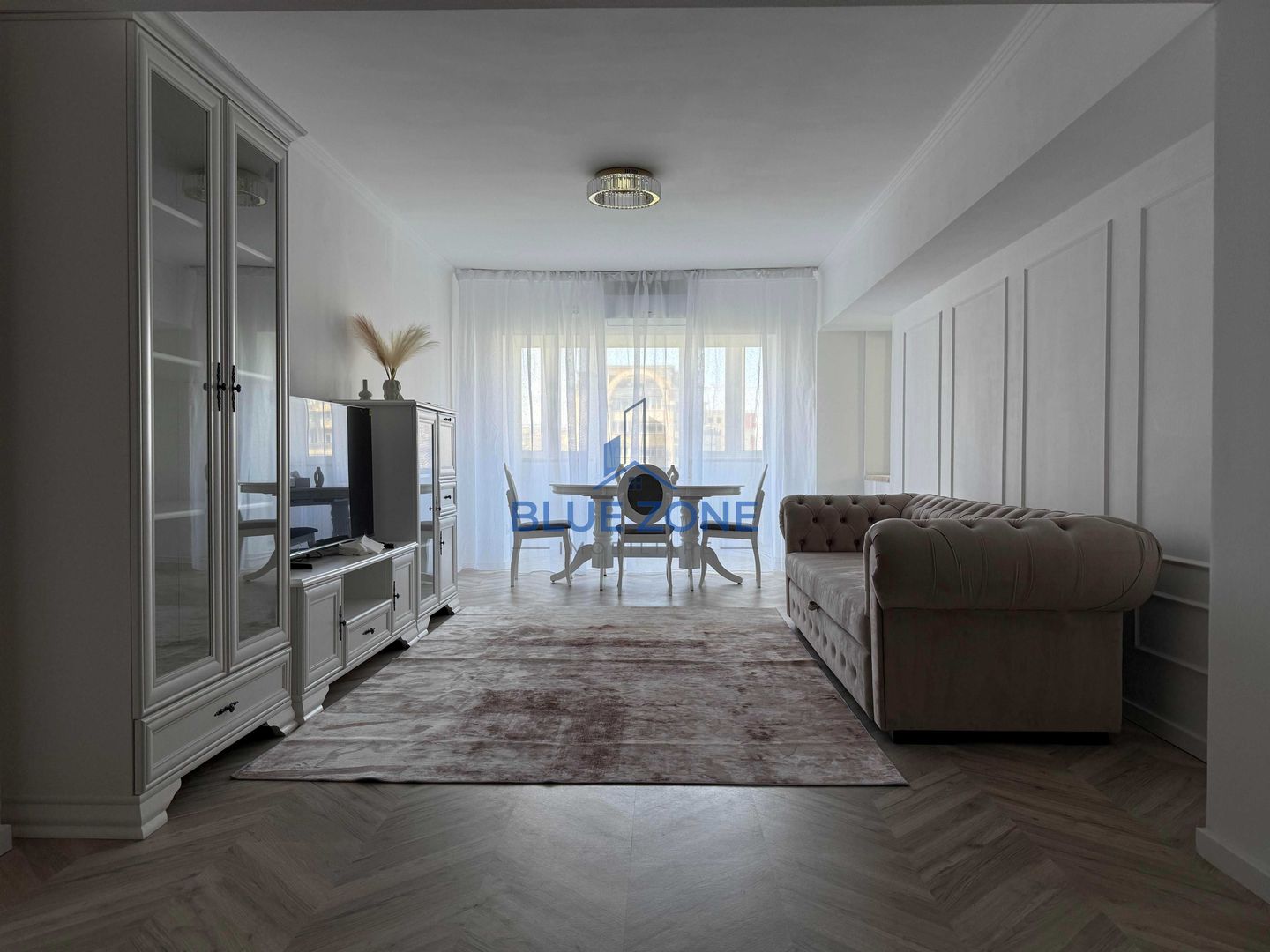 3 camere | Bd. Unirii | 92 mp | Prima închiriere | 2 băi - Poză 1