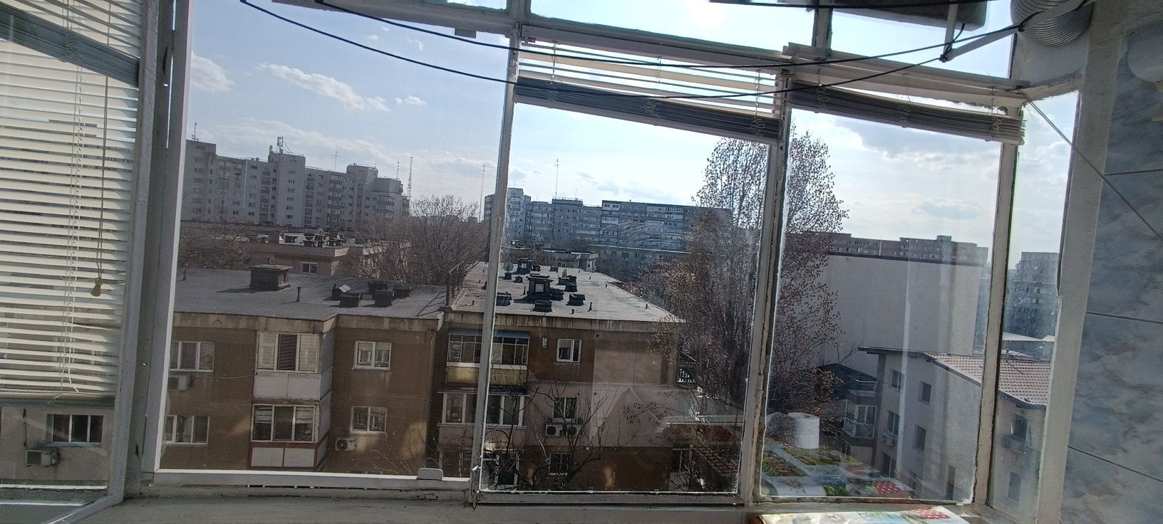 Apartament 2 camere Crangasi - Poză 1