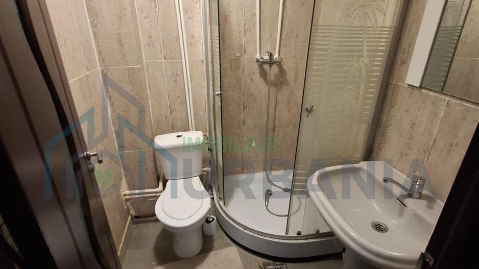 Gardoniera Tatarasi foarte aproape de Piata Chirila - Poză 3