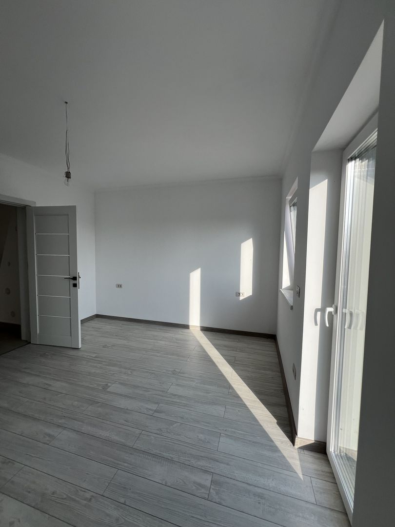 vila individuala P+M spatioasa - pret bun - Poză 15