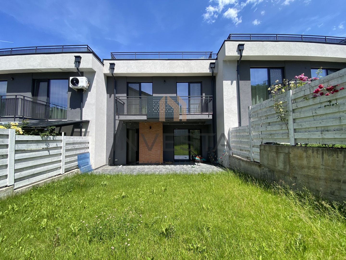 Casa premium de vanzare, vedere panoramica, Borhanci - Poză 2