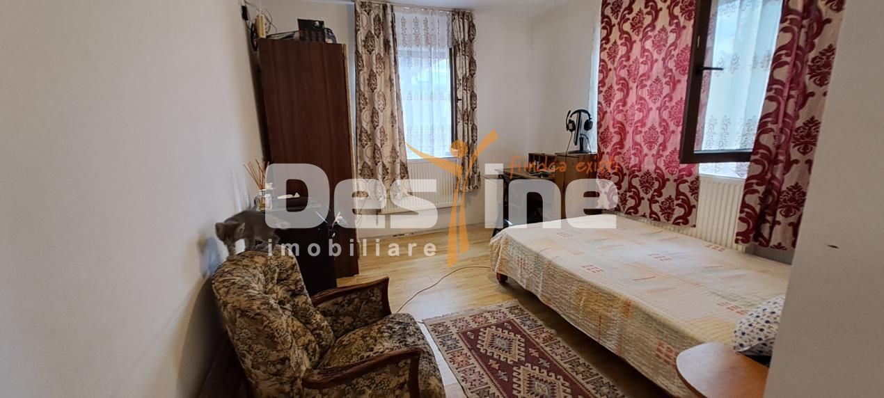 LUNCA CETATUII, CASA individuala , 8 CAMERE - Poză 5