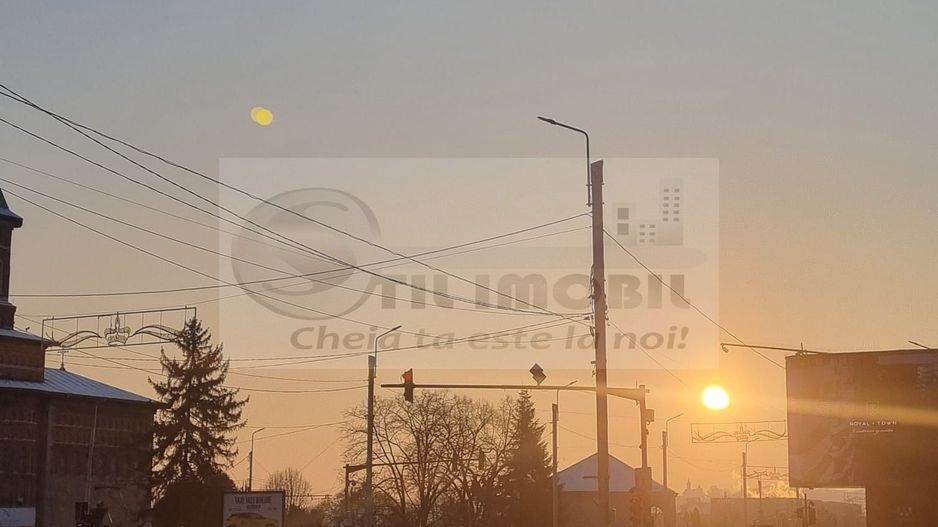 Ap. 3 camere decomandat - Moldova Center - Ultracentral ! - Poză 1