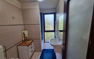 Vilă cu 4 camere de închiriat în zona Braytim cu piscina - Poză 21