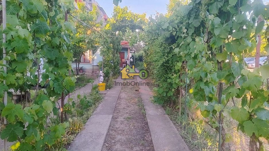 Casa individuala cu teren de 638 mp - zona Giroc - Poză 2
