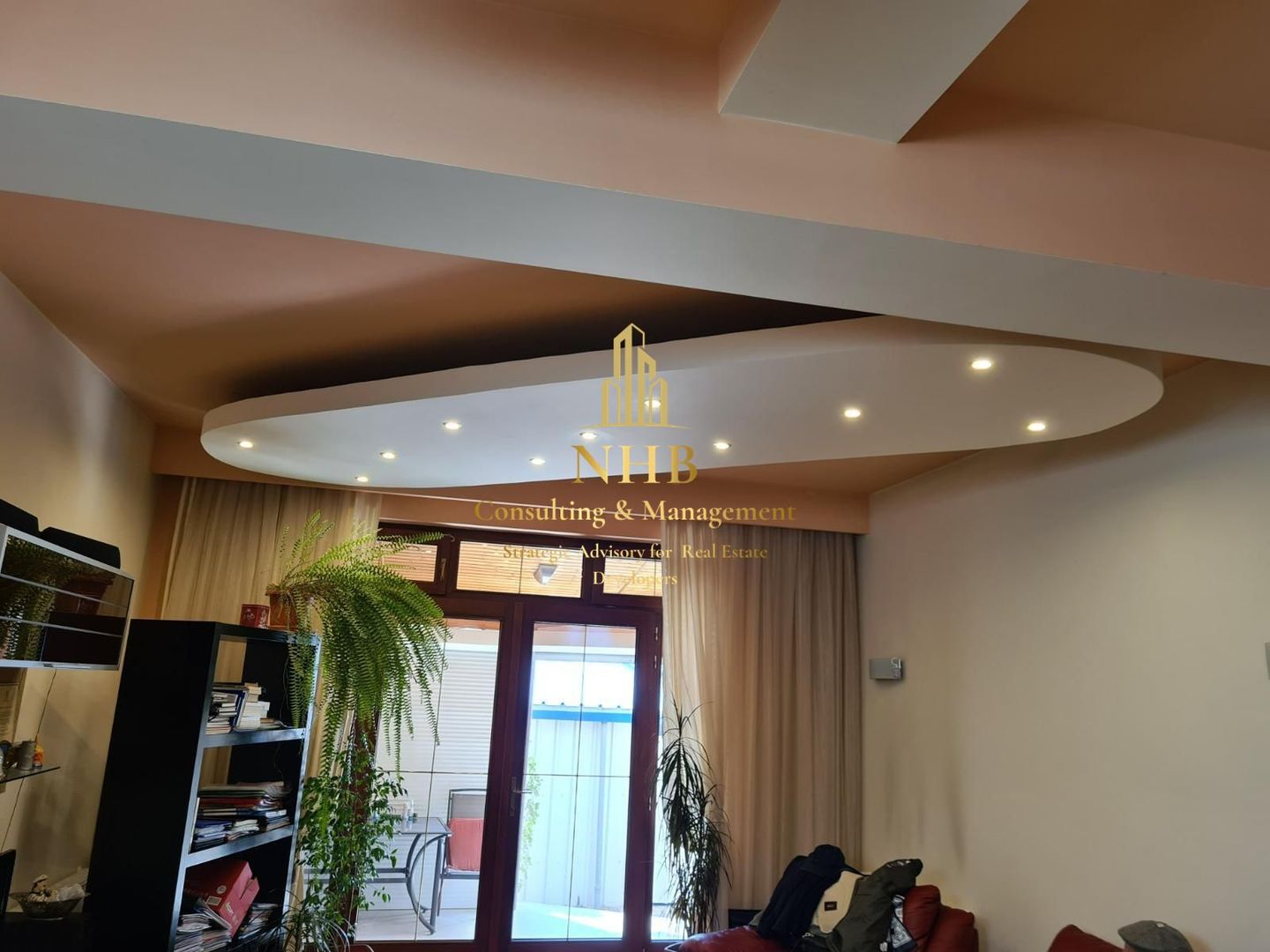 Ocazie rara! Vila de 4 camere in Baneasa + garaj - Poză 3