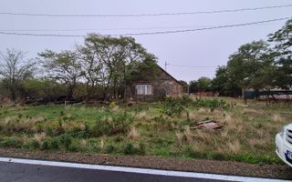 Teren 910 mp cu casa veche – Seceani - 30 km de Timișoara - Poză 3