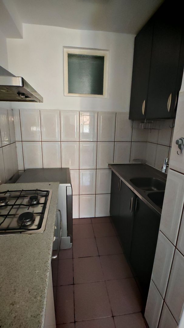 Apartament in vila,Bartolomeu,120 mp,3 camere,Spatiu depozitare 50mp - Poză 7