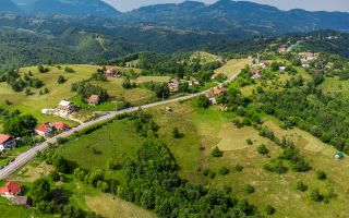 Aproape 4.000 mp, in fascinatia decorului montan, Bran, Moieciu de Jos, Brasov - Poză 5