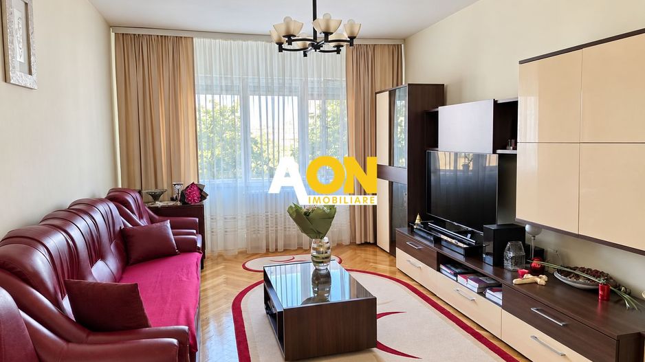 Apartament 4 camere, 102 mp utili,  etaj 2 + garaj + boxa, zona Closca - Poză 1