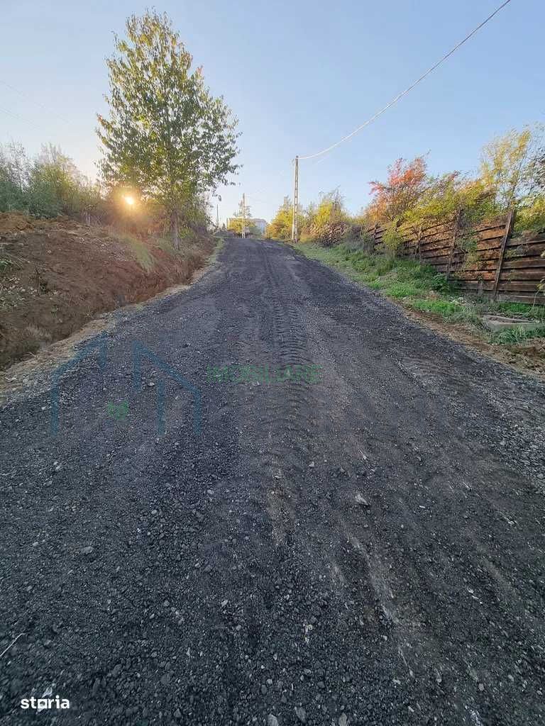 Teren intravilan în zona Bucium, 1070 mp, cu vedere panoramică și pădure în spate - Poză 4