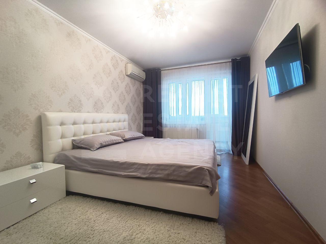 Chirie, apartament, 3 camere, str. Burebista, sectorul Botanica - Poză 11