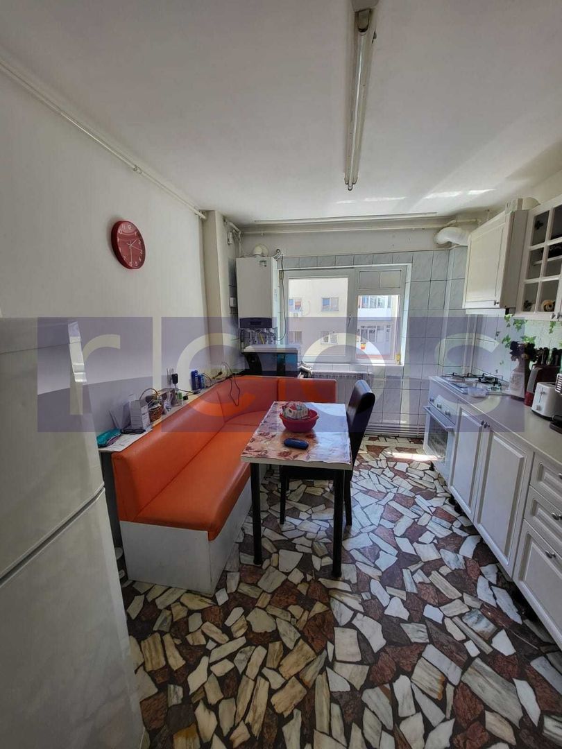 Vanzare apartement 4 camere Mosilor| centrala proprie  | bloc 1981 - Poză 5