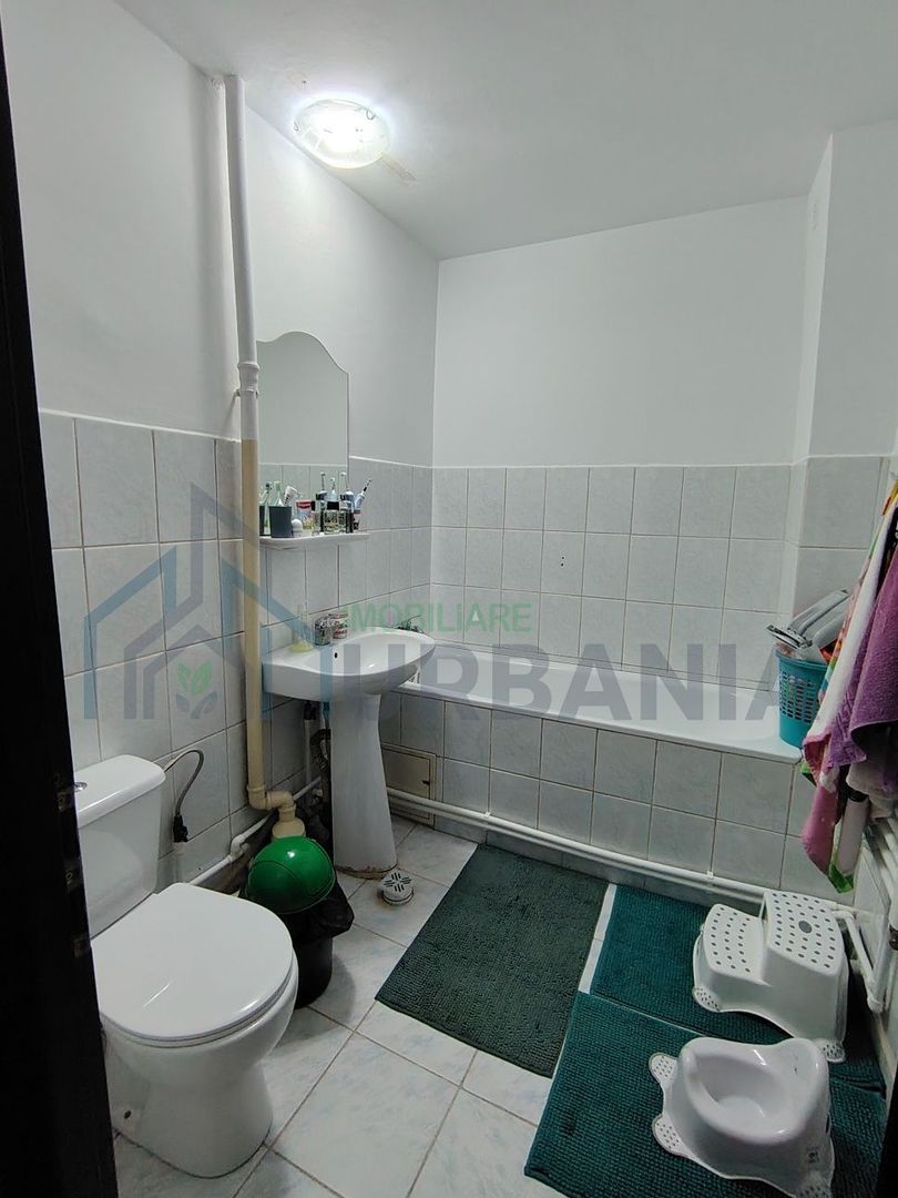 Apartament 4 camere, decomandat, zona Mircea cel Bătrân, etaj 4/4, 74,9 mp - Poză 6