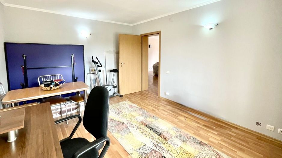 Casă spațioasă, confort ridicat, garaj și teren generos, zona Aradului - Poză 6