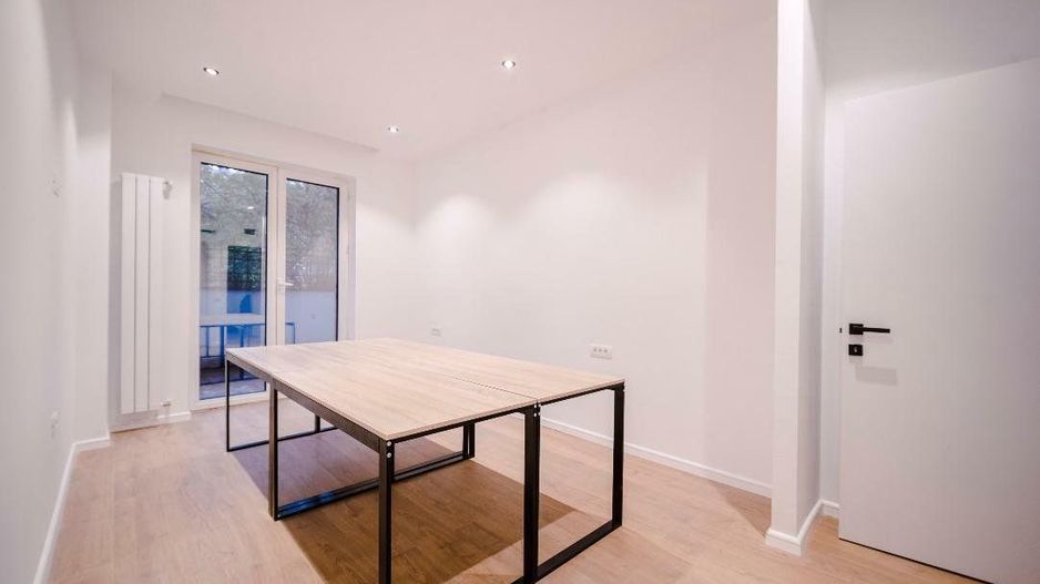 4 camere| terasă 40 mp| PIATA  VICTORIEI - Poză 3