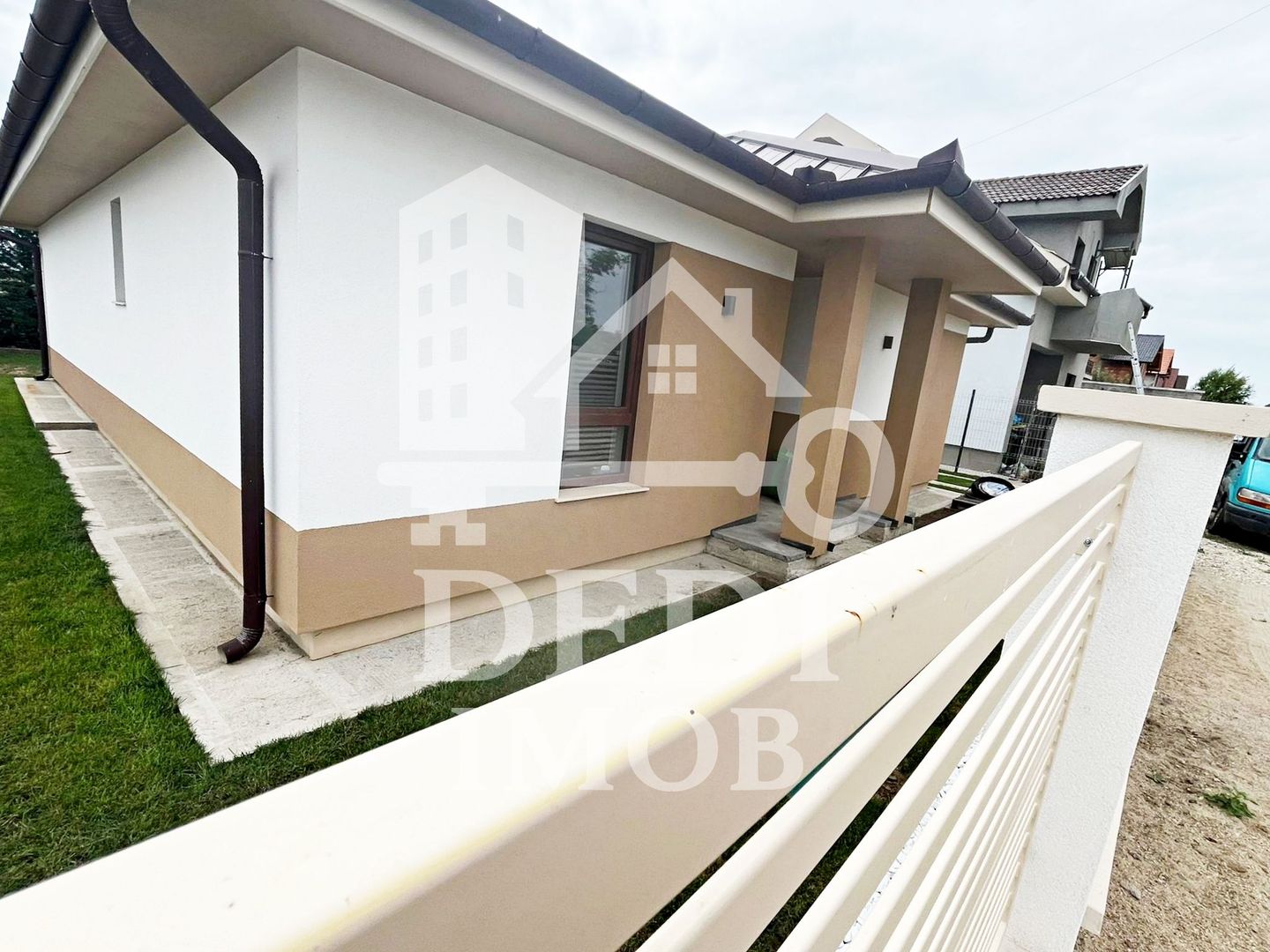 Casă de vânzare cu 3 camere in Sânmartin-Cihei, Bihor - Poză 3