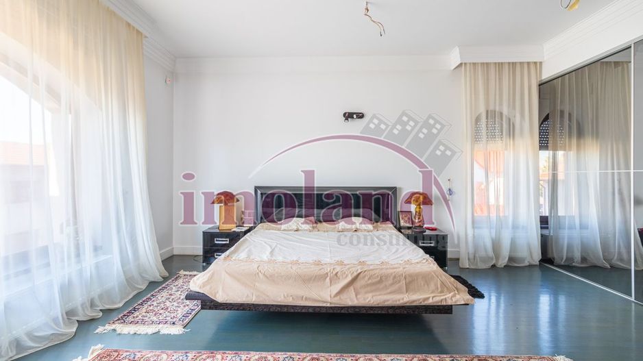 Vila cu piscina si garaj - 6 dormitoare - Pantelimon - Poză 26