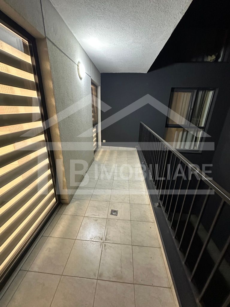 Apartament cu 3 camere, 87mp , parcare, Zona AMA Residence - Poză 11