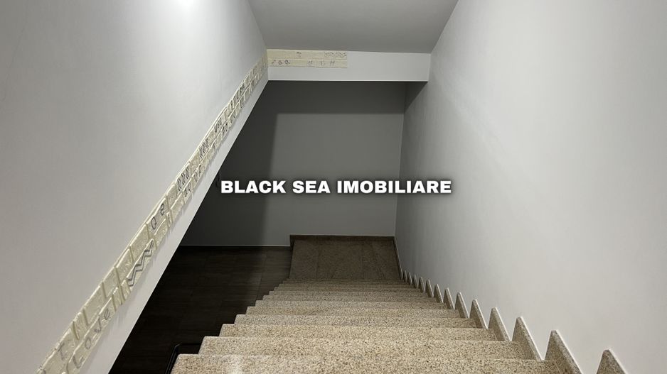 Vila de 7 Camere D+P+1+POD - Curte si garaj, EFORIE NORD Ocazie unica - Poză 22