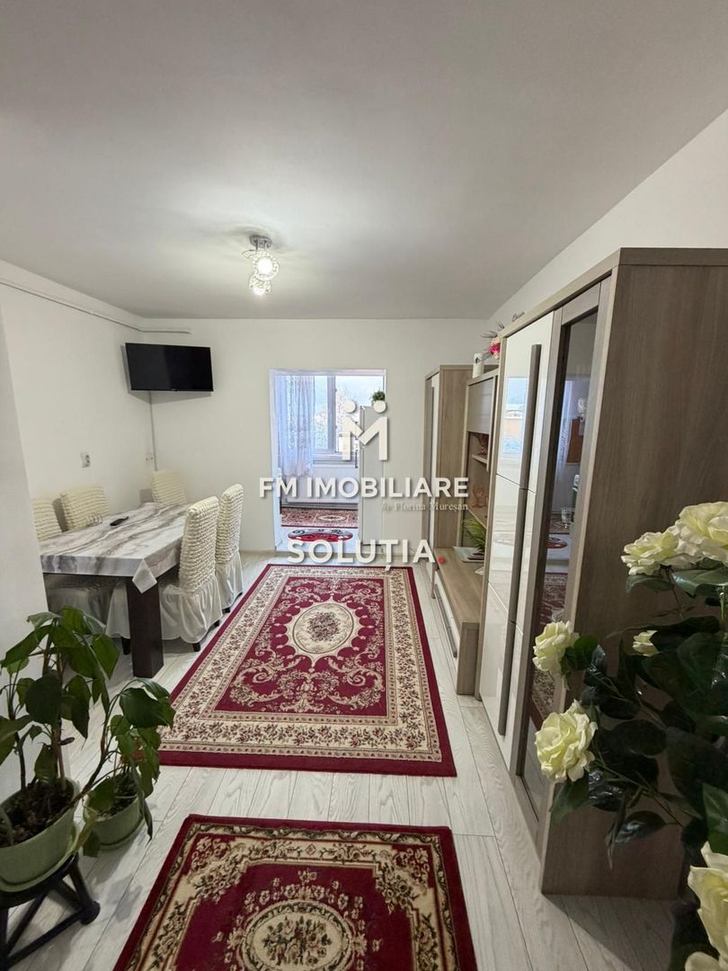 Apartament decomandat, 2 camere, de vânzare, zona Center Nemeș! - Poză 1