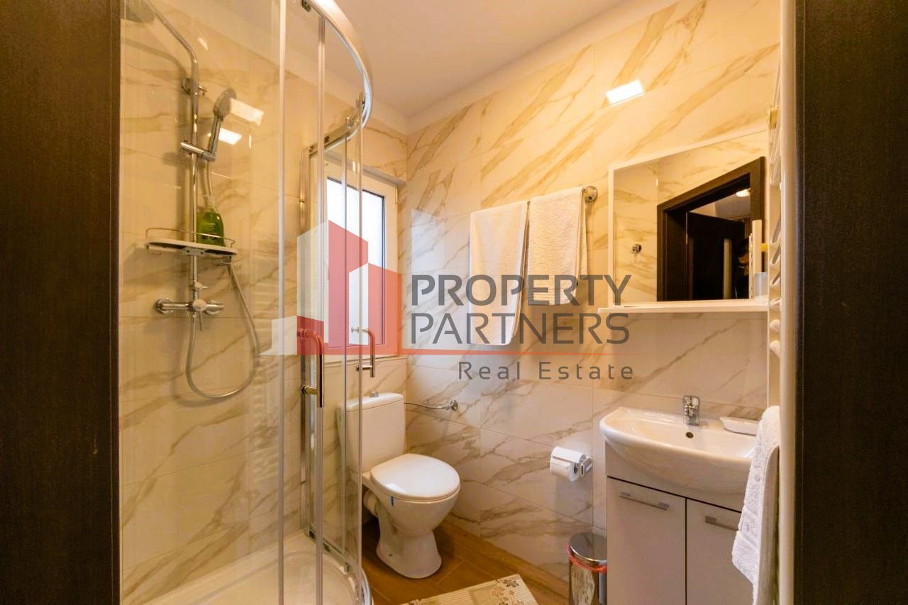 Pensiune Sinaia Langa Castelul Peles | Investitie sigura. - Poză 12