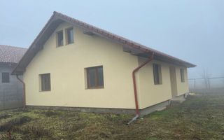 Vand casă in Lazuri - Poză 1