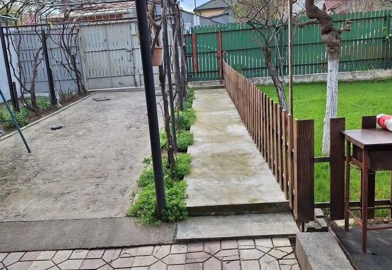 Casa Micro 17 toate utilitatile,3 camere,350 mp teren - Poză 2