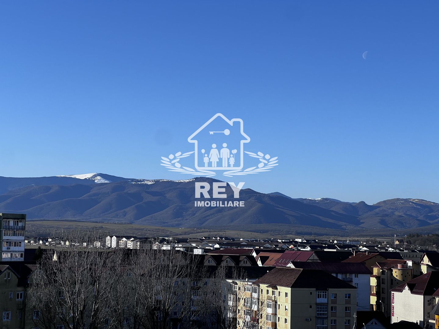 Apartament 2 camere,bloc cu lift, Str. Oștirii/Mihai Viteazul/N.Iorga - Poză 16