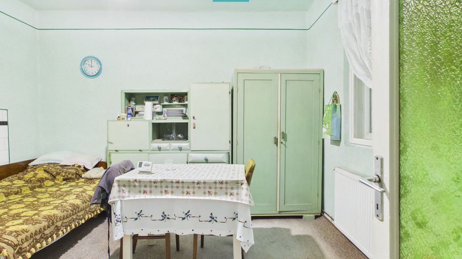 Casă cu 4 camere toate utilitățile și 1150mp teren - Poză 13