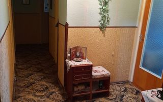 Apartament 4 camere, ultracentral, 90 mp utili, Campina, Prahova - Poză 2