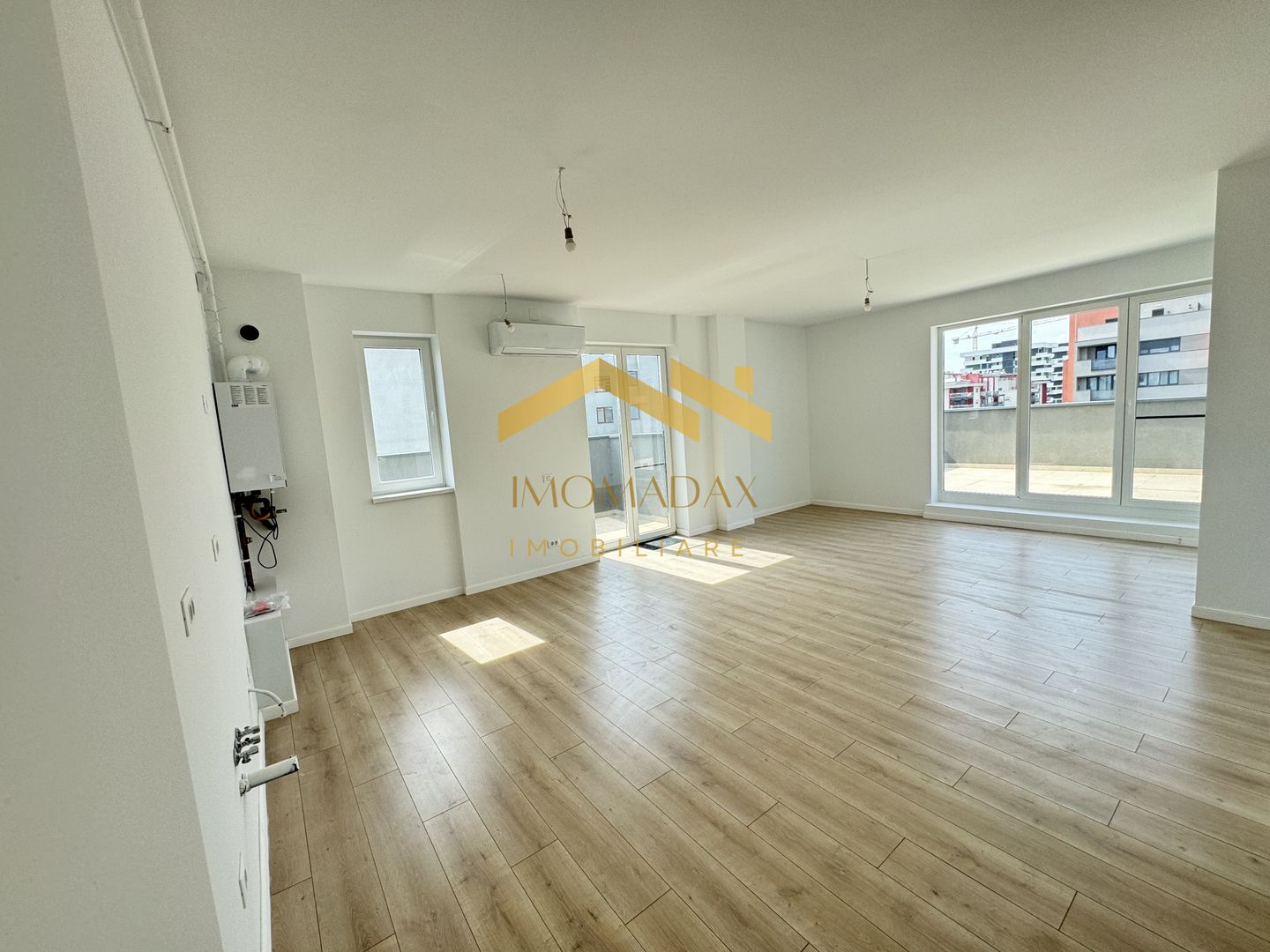 Penthouse Aradului-3 Camere-Disponibil Imediat - Poză 1