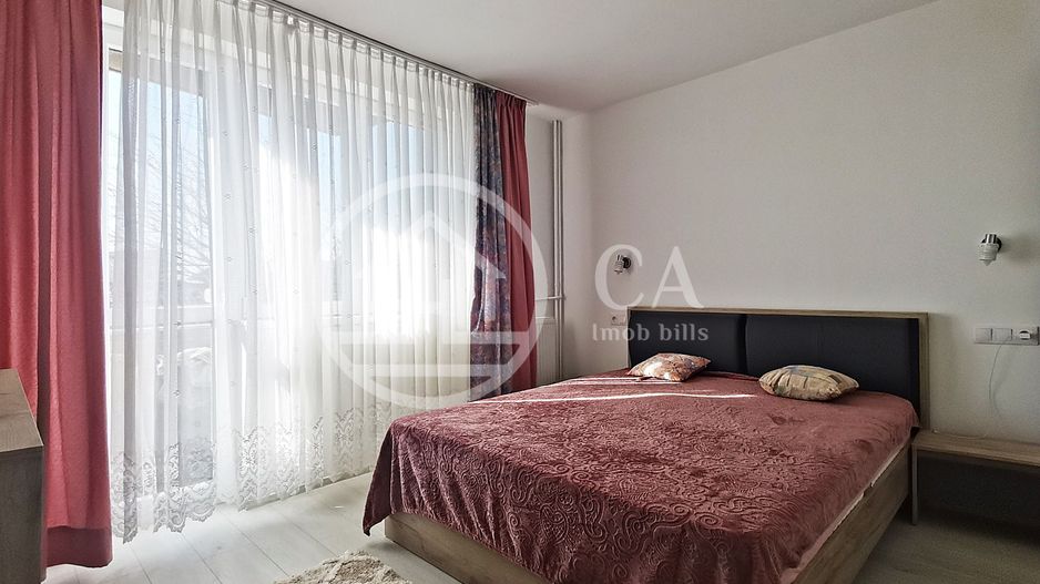 Apartament de inchiriat cu 3 camere in zona ultracentrala, Oradea - Poză 2