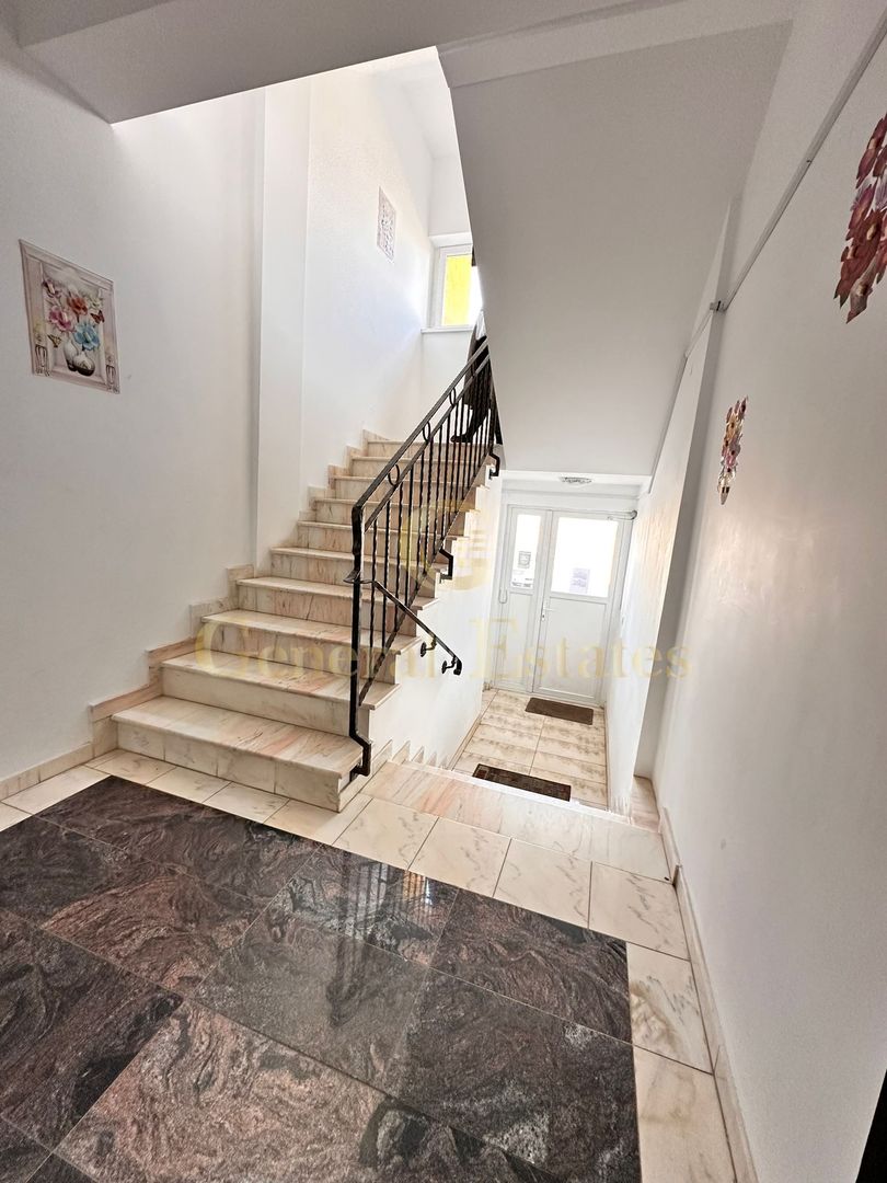 Apartament 3 camere de vanzare– Tractorul - Poză 11