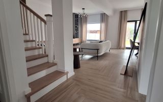 Duplex frumos cu arhitectura mediteraneana - Poză 5