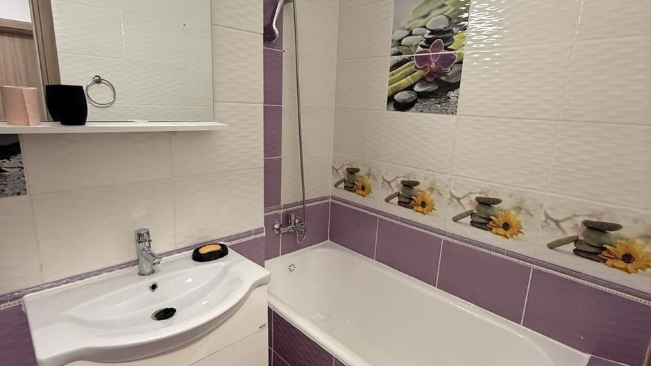 Închiriere Apartament cu 2 camere, decomandat,2 min metrou 1 Decembrie 1918 - Poză 6