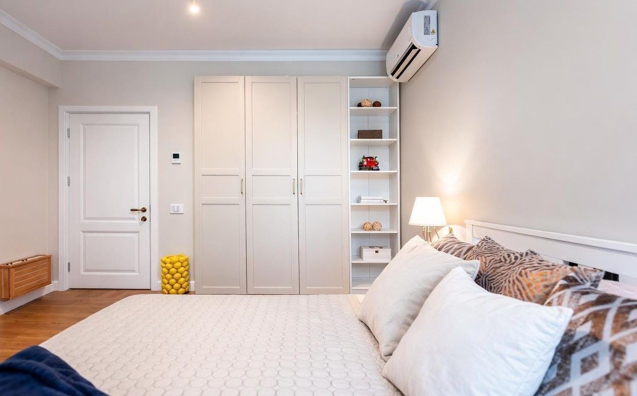 Apartament spațios cu facilități moderne în Băneasa - Poză 15