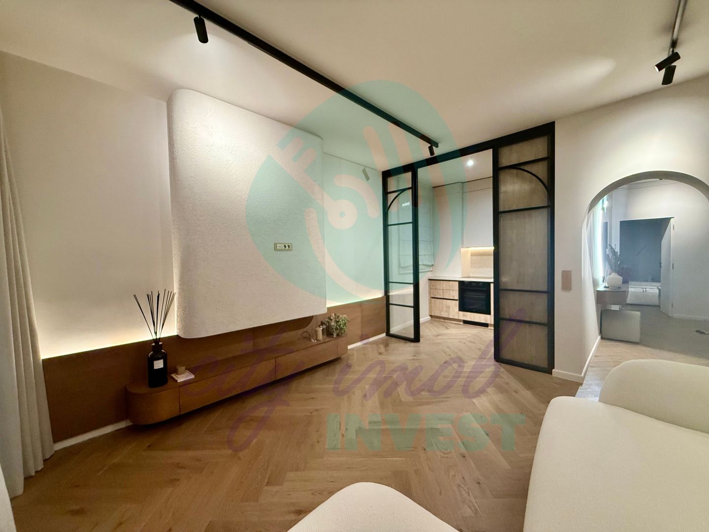 Apartament spectaculos cu 3 camere și dressing walk-in | Design premium | Vedere - Poză 2