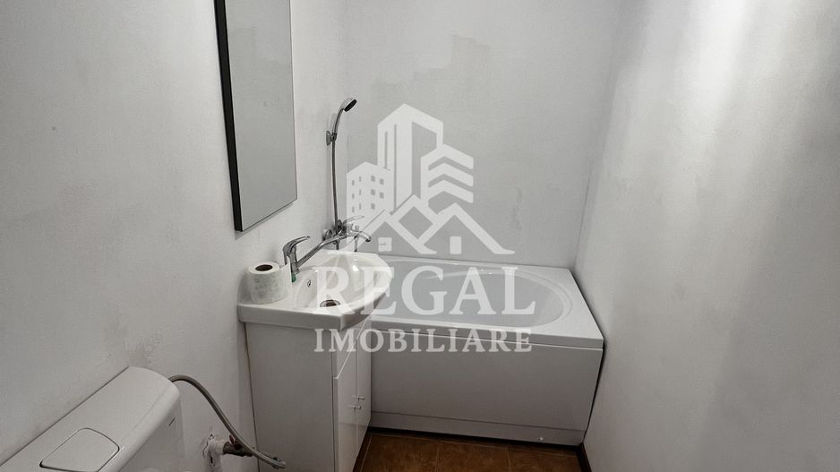 Garsonieră Micro 3 | Etaj 8/10 | Lift | Balcon | Parțial mobilată - Poză 4