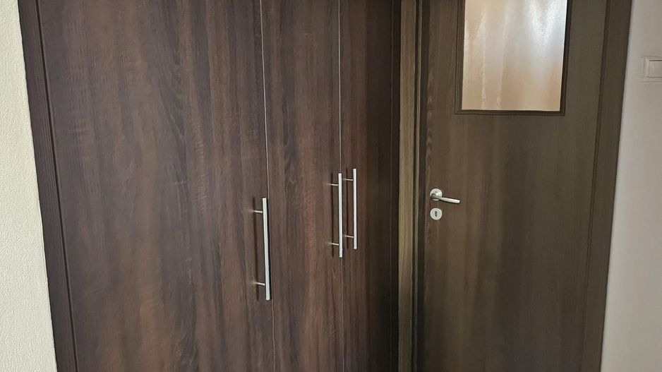 BRASADAS vinde ap 2 cam etaj 4/4 in Micro 16. - Poză 6