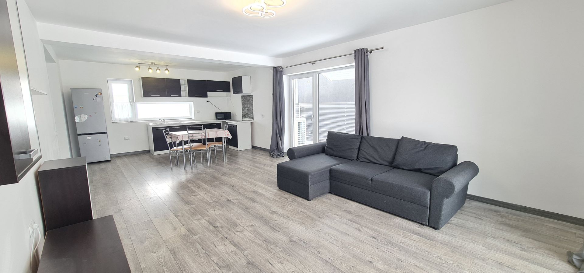 Casa 3 camere mobilata utilata cartier Izvor - Poză 1