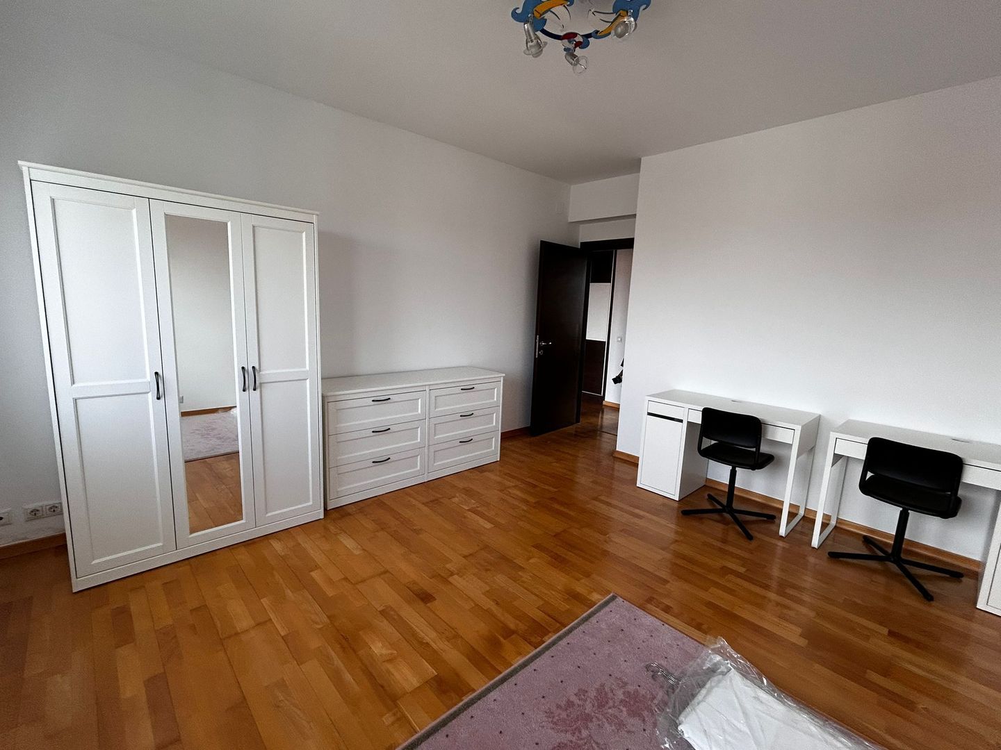 Inchiriere 4 camere Pipera 191 mp, etaj 3/3, 2 locuri de parcare - Poză 7