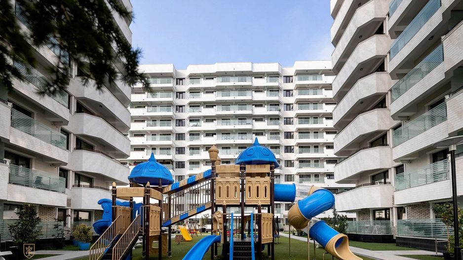 Apartament cu 2 camere, de tip F2 - Royal Town Copou - Poză 4