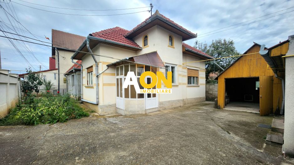 De vanzare casa 3 camere, 719mp teren, Cetate - Poză 1