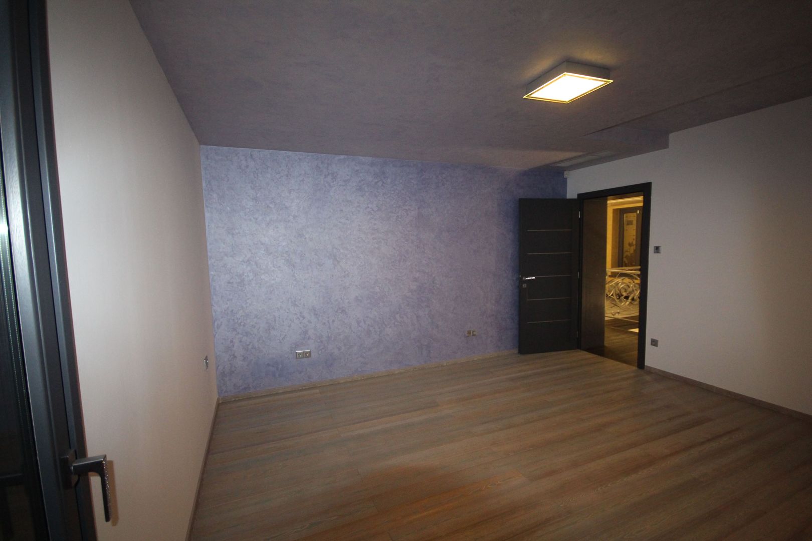 Lux la 5 minute de Iulius Twon - Poză 27