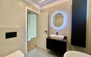 Vilă **6 camere  **451mp // Zona Iancu Nicolae - Poză 83