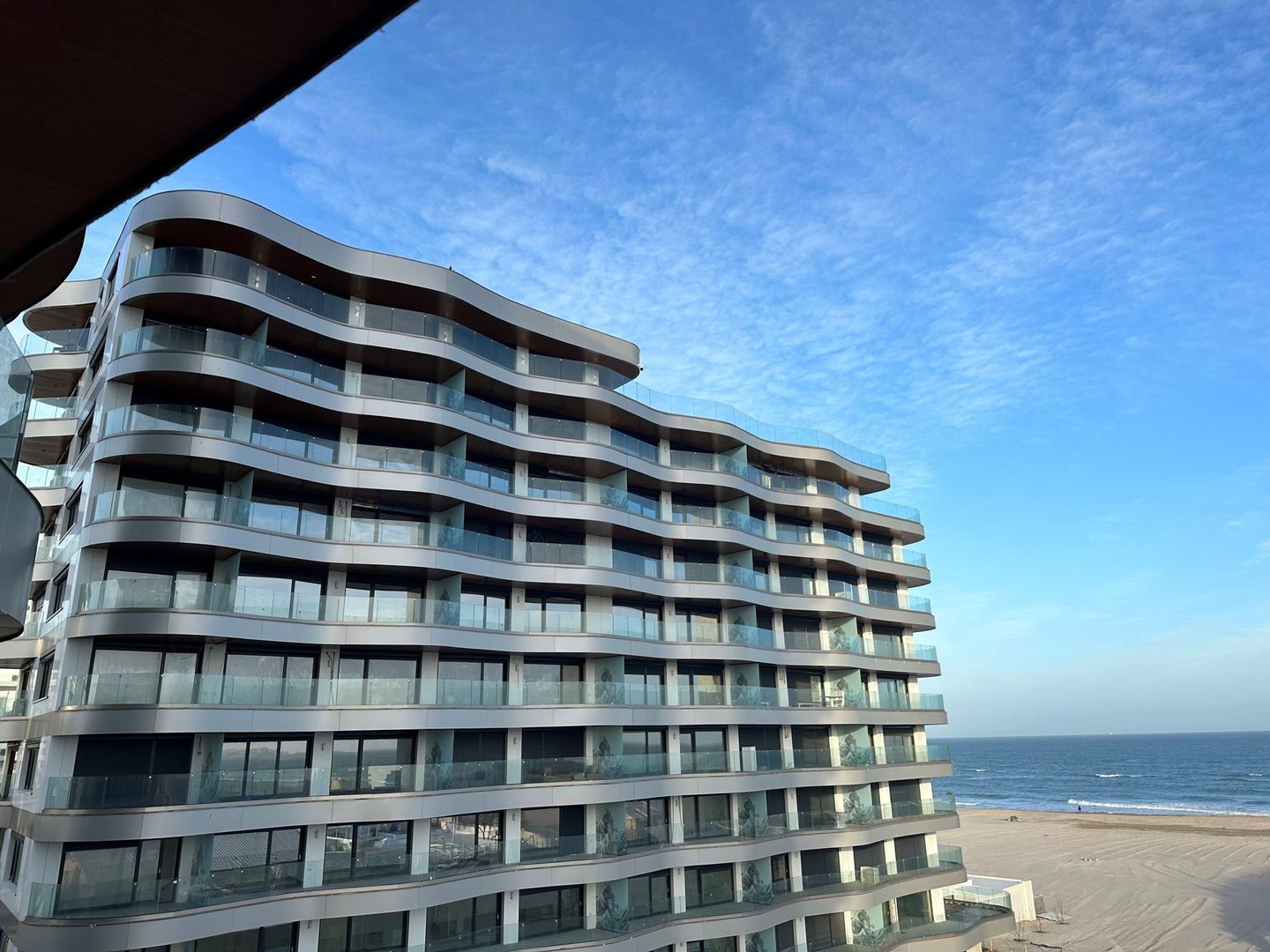 Apartament 3 camere Mamaia Nord cu vedere la mare - Poză 1