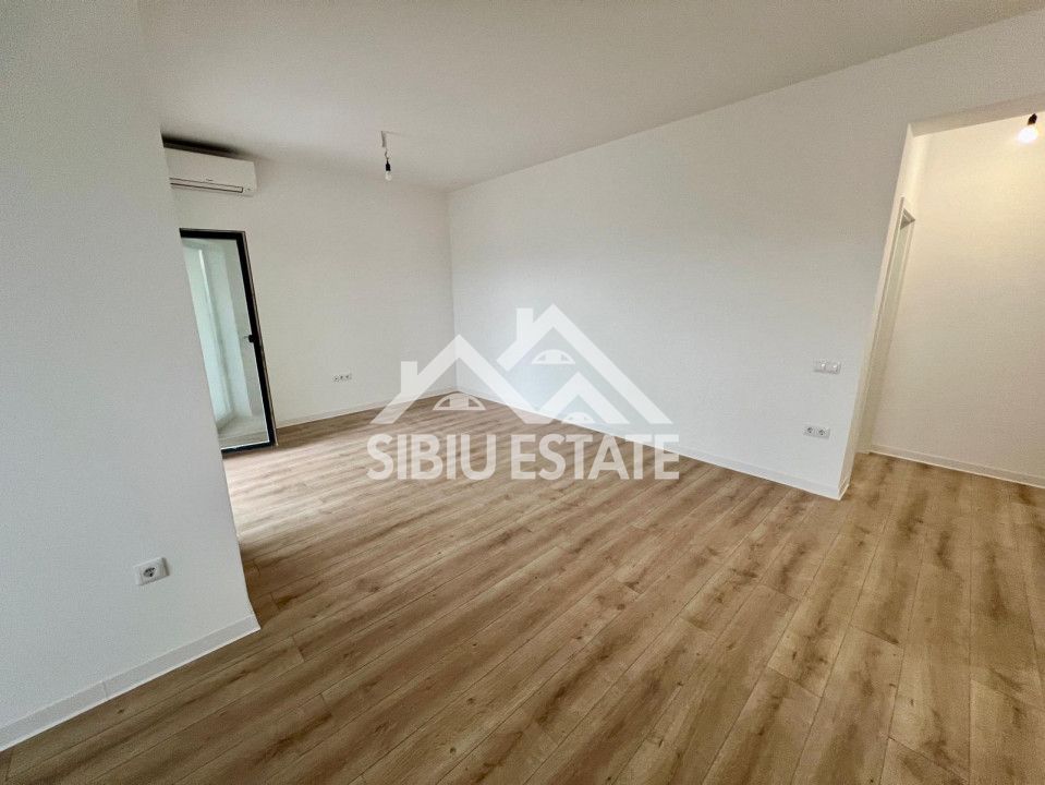 Apartament 3 camere, 2 bai  , parcare, boxă, Selimbar - Poză 1